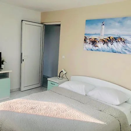 Apartmani Leona * Bibinje