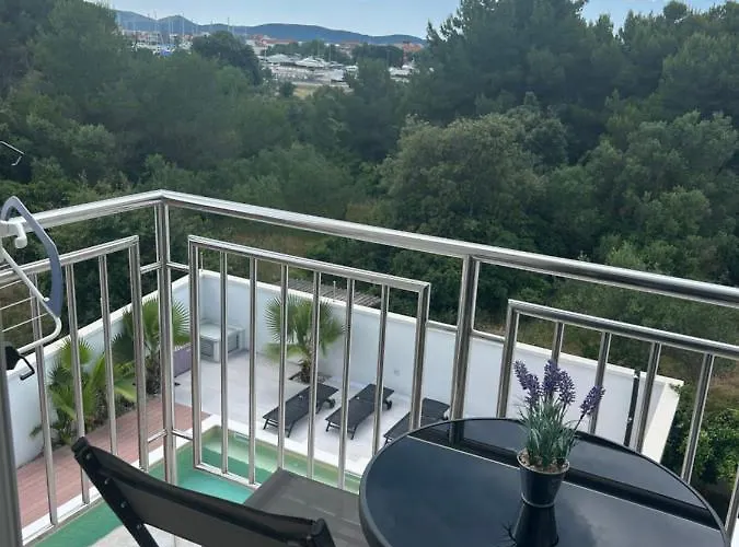 Leona Διαμέρισμα Bibinje